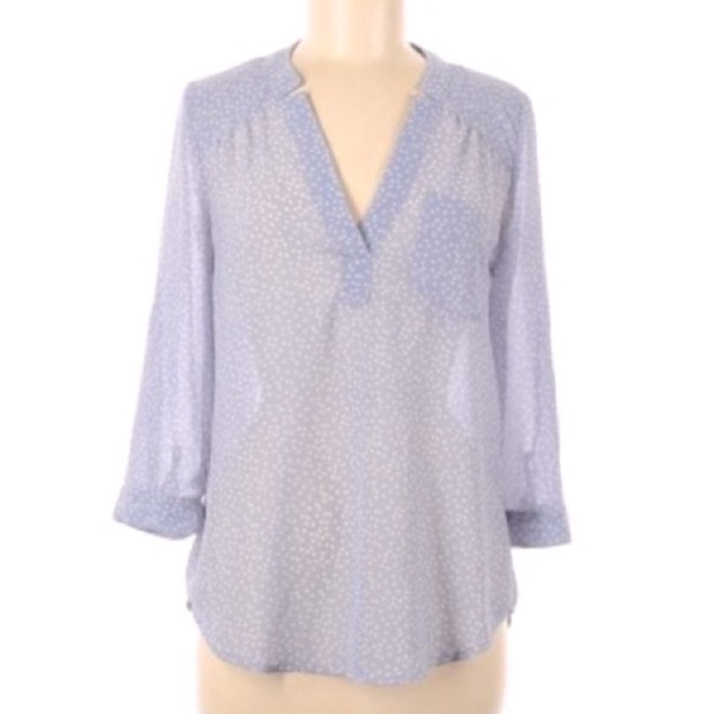 🙋🏼‍♀️Maurices Periwinkle Polka Dot Blouse🙋🏼‍♀️~large